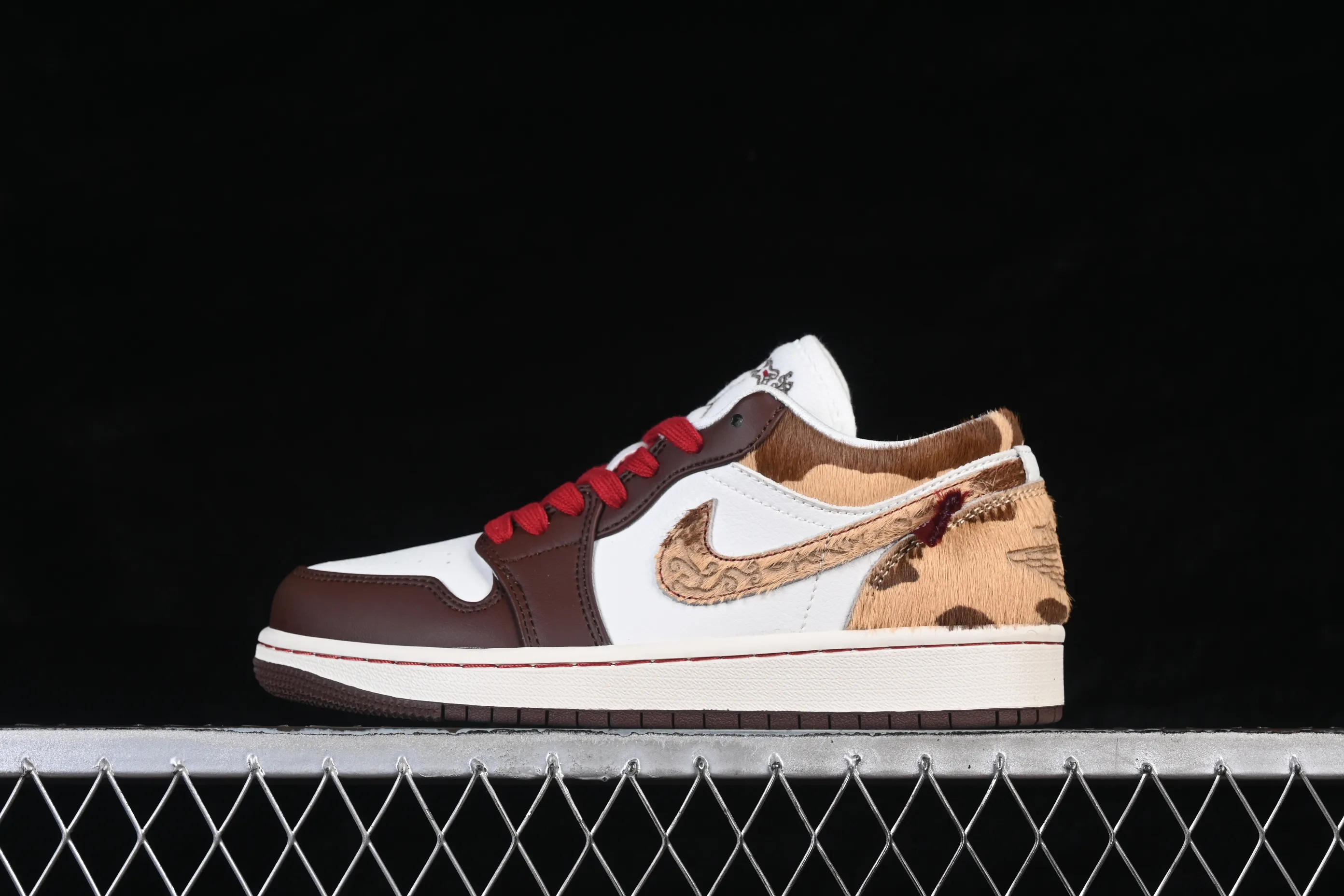 All categories Air Jordan Jordan series basketball shoes Air Jordan 1 Low Air Jordan 1 Low "Year of the Horse" AJ1 Joe 1 Year of the Horse CNY low-top retro basketball shoes IQ5321-121